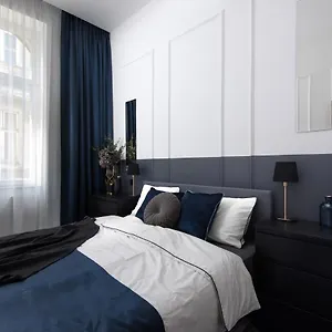 Holló 3 Bedroom Downtown , Budapest Hungría